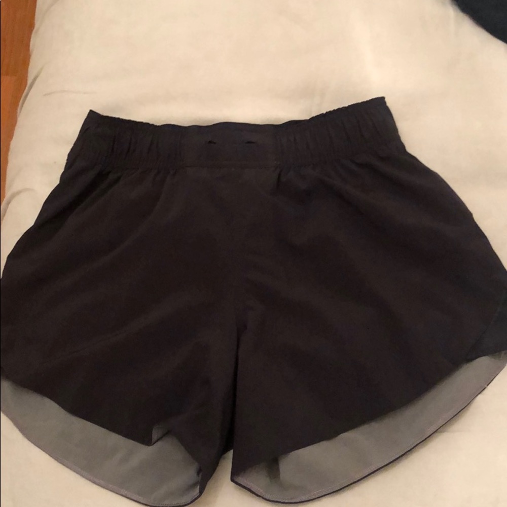 Lululemon reversible shorts